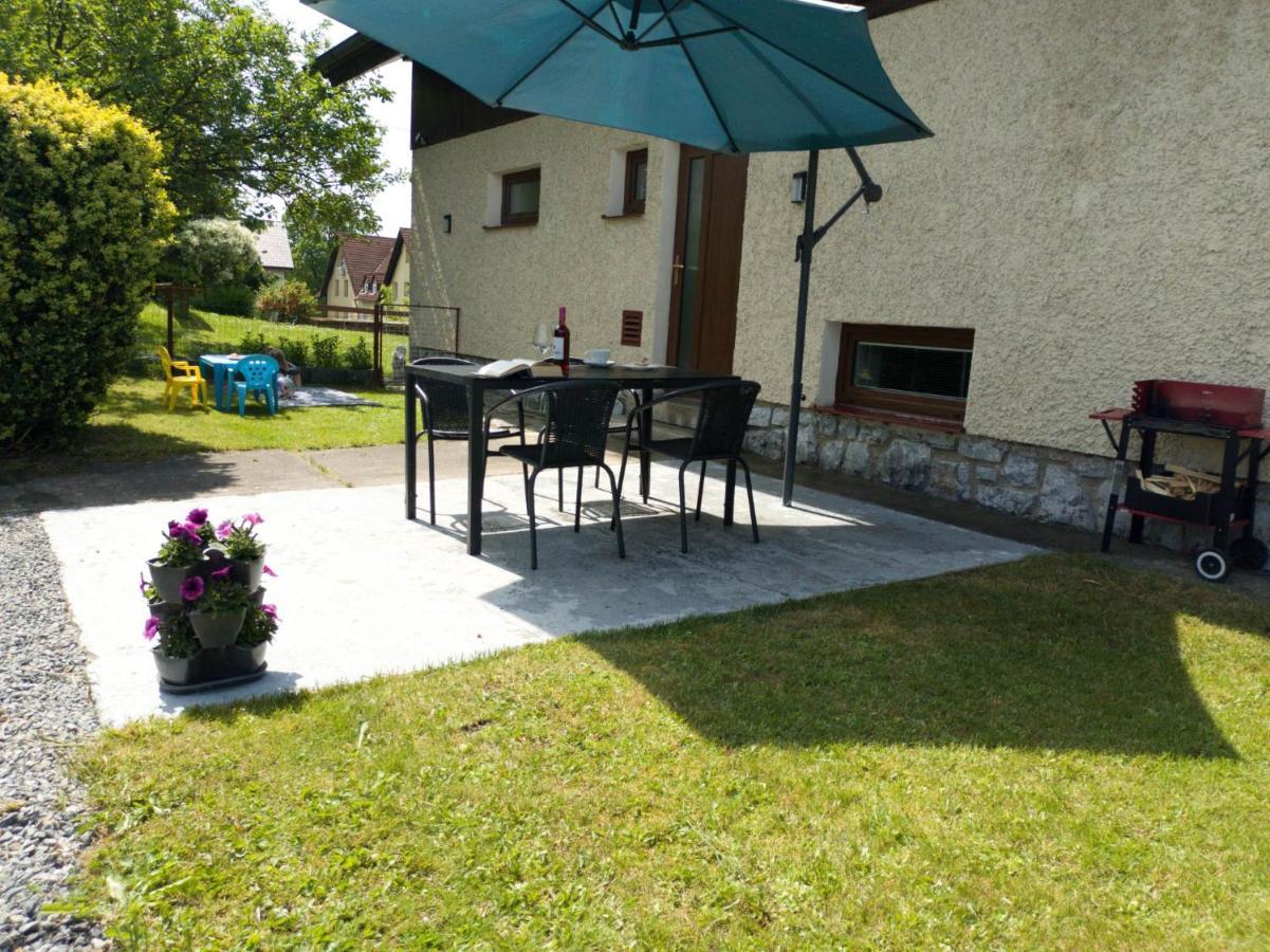 Apartman U Vrbu Черна-в-Пошумаві Екстер'єр фото
