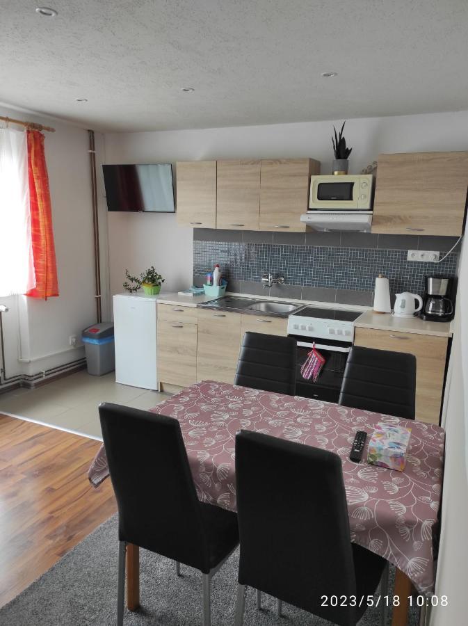 Apartman U Vrbu Черна-в-Пошумаві Екстер'єр фото
